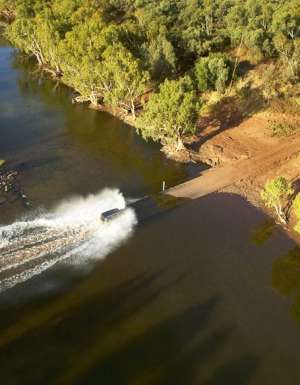 Buchanan Highway, Savannah Way driving holiday