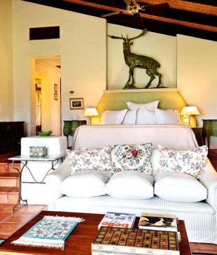 <p><i>The top winery stays</i> across <strong>Australia</strong></p>

