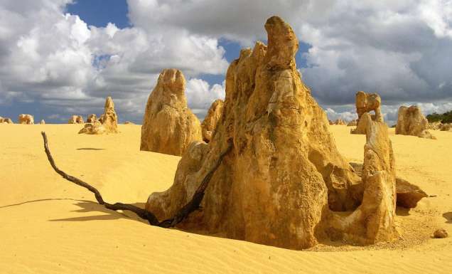 100 Incredible Travel Secrets #51 The Pinnacles, WA