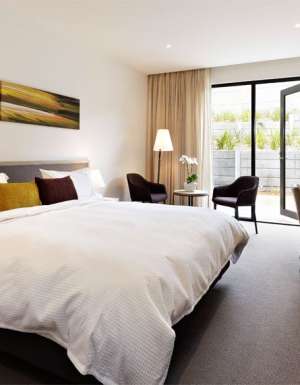 100 Incredible Travel Secrets #93 ‘Quarters’ at the Flinders Hotel, Vic