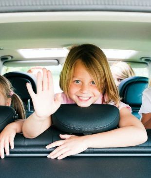 <p><i>10 steps to make</i> road tripping with the kids fun</p>
