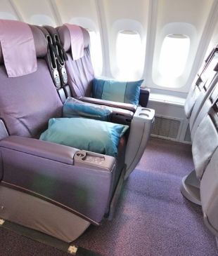 <p><i>Business class v economy</i>: Is it worth the extra cash?</p>
