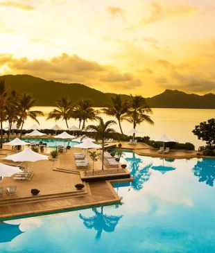 <p><strong>Hayman Island’s</strong> <i>‘other’ side</i>: Beach-side with the birds</p>
