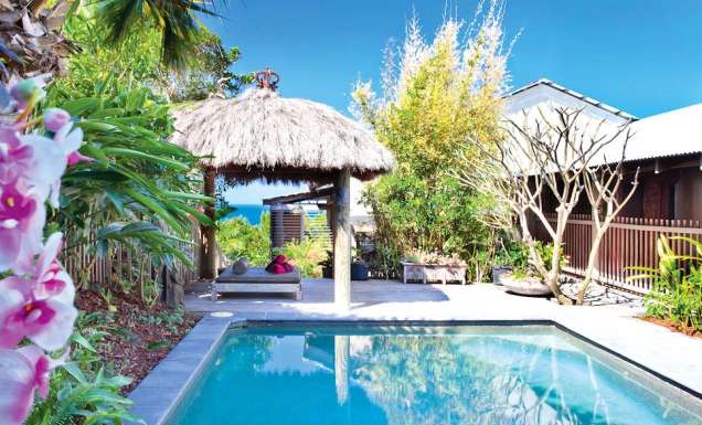 Blow the budget on a luxury beachhouse