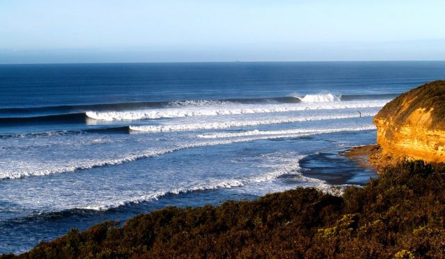 Surfing lessons Bells Beach Great Ocean Road Victoria