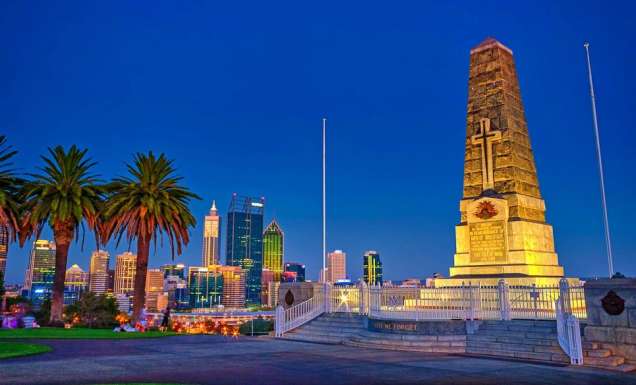 Your Shot winner #56 War Memorial Perth Hannes Nitzsche