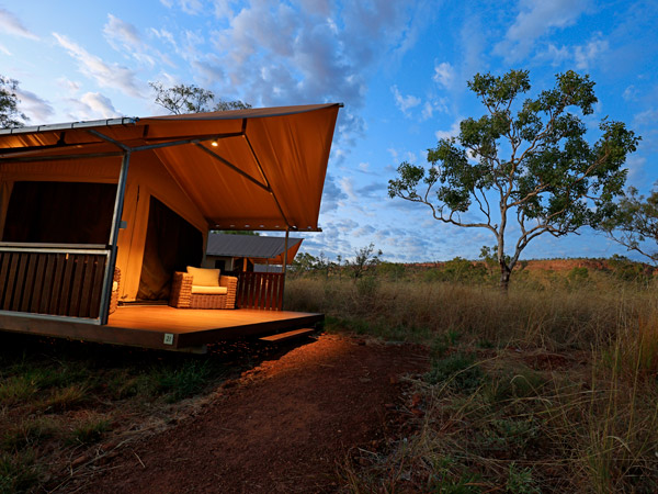 the APT Bell Gorge Wilderness Lodge at dusk