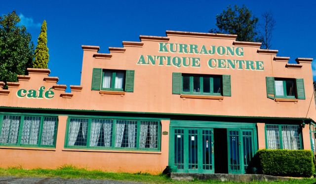 Kurrajong’s boutiques and antique stores are a must-browse. Blue Mountains.