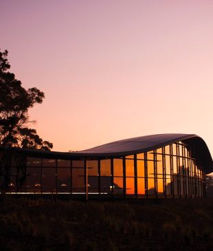 <p><i>12 of</i> <strong>Australia’s</strong> greatest luxury lodges</p>
