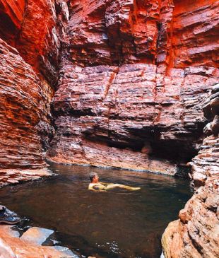 <p><i>Dream road trips</i> – <strong>Perth</strong> to the <strong>Pilbara</strong> (return)</p>
