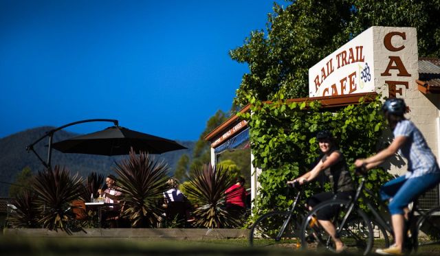 It's all about the cycling (but mostly the gourmet pit stops) - Murray to Milawa Rail Trail