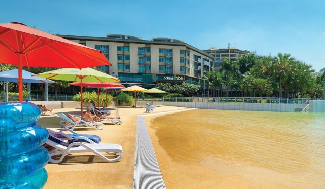 Lagoon side, Darwin Waterfront.