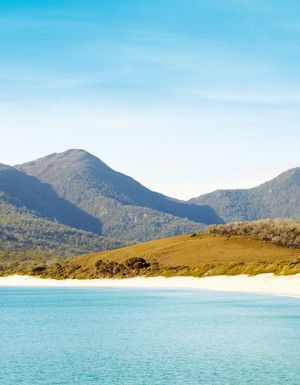 Tasmania east coast Wineglass Bay (photo: Max Doyle)