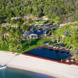 Orpheus Island by helicopter
