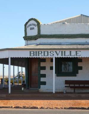 Outback oasis Birdsville hotel, Queensland photo Steve Madgwick