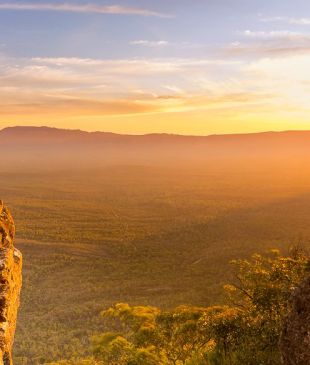 <p><i>How to do the great</i> <strong>Grampians</strong> road trip</p>
