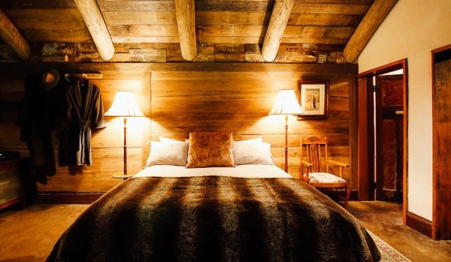 Cosy room Moonbah Huts