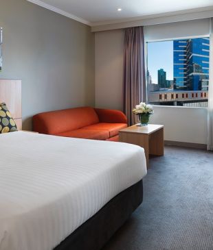 <p><i>Travelodge Hotels versus Hipster Hotels</i></p>
