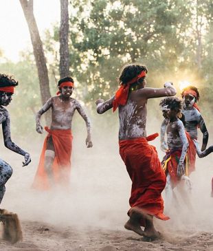 <p><i>Top 9 Inspiring Aboriginal Experiences</i></p>
