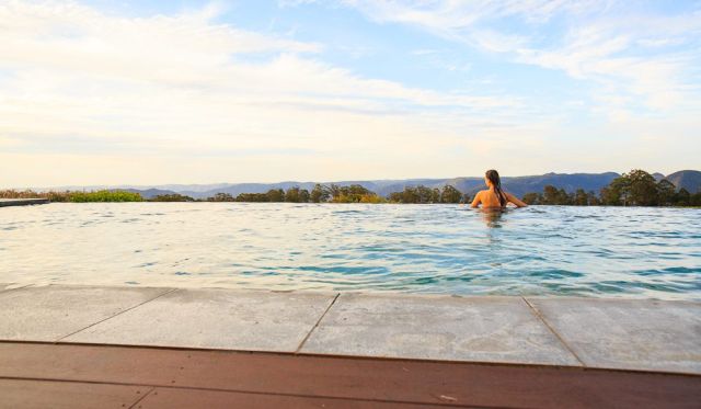 Spicers Peak Lodge pool
