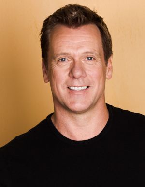 Erik Thomson from Packed to the Rafters