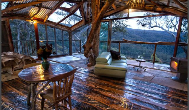 Love Cabins tree house Wollemi