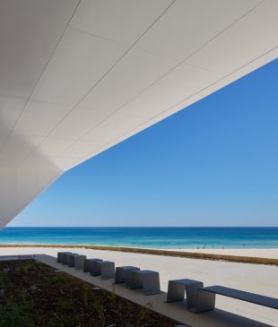 <p><i>Our favourite 5 designer surf clubs</i></p>
