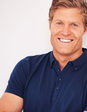 celebrity doctor vet chris brown sydney bondi