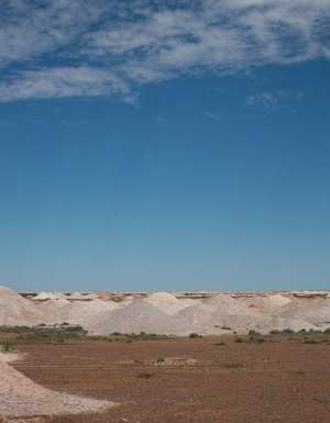 Coober Pedy moonscape mining holes