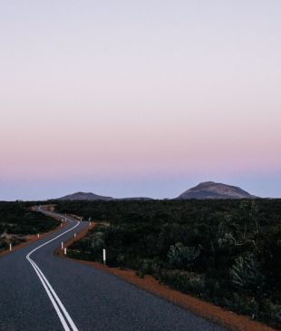 <p><i>Here&#8217;s how to</i> do the <strong>outback</strong> on a budget</p>
