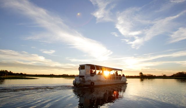 kakadu nothern territory holdays attractions culture outback