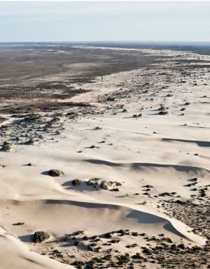 Explore magical, mysterious Mungo National Park