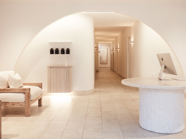 a classy and chic whitewashed day spa at Slow House, Bondi Beach