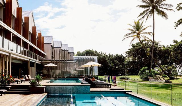 Pool cocktails Castaways Resort & Spa, Mission Beach