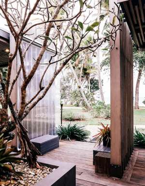 Bibesia Restaurant Castaways Resort & Spa Mission Beach