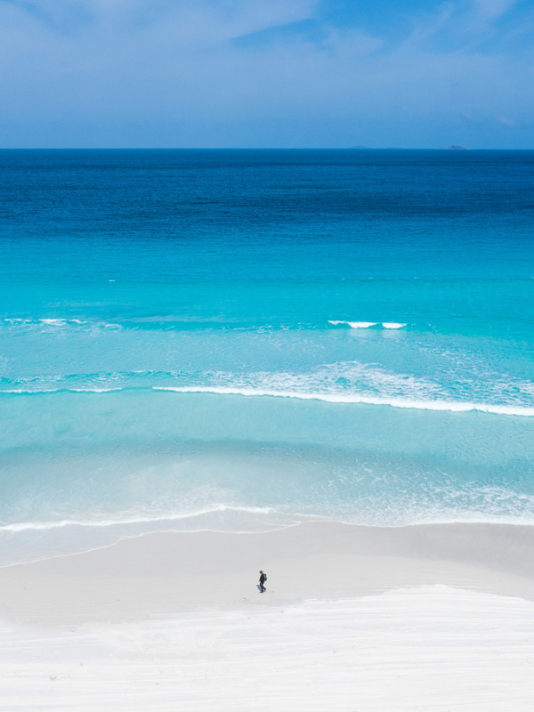the pristine waters of Lucky Bay, WA