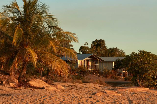 outback northern territory lodge stays accommodation history aborigines art culture