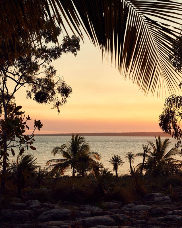 outback northern territory lodge stays accommodation history aborigines art culture