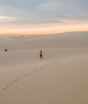 <p><i>The top places you should stop</i> along the <strong>Nullarbor</strong></p>
