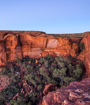 <p><i>Australia’s Grand Canyon</i>: <strong>Kings Canyon</strong>, <strong>NT</strong></p>
