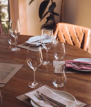 <p><i>14 best restaurants</i> in the <strong>Blue Mountains</strong></p>
