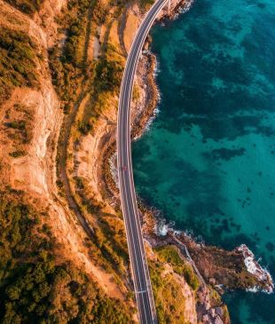 <p>Find all <i>100 Amazing Road Trips</i> here</p>
