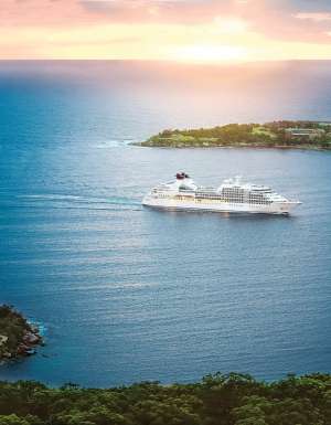 Cruise vs Resort: the pros and cons of the different holidays