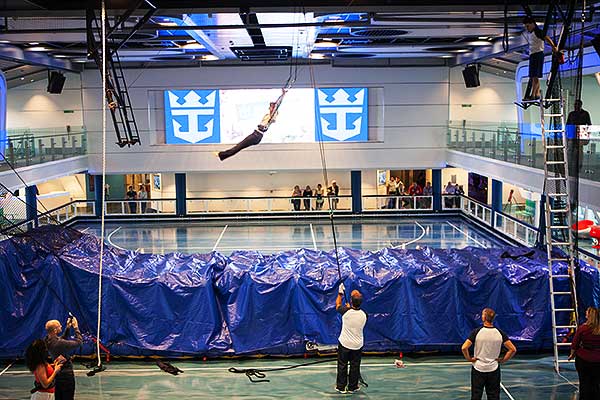 Trapeze, Seaplex, Ovation of the Seas