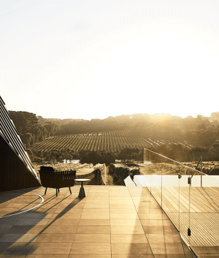 <p><i>Art, wine and luxury collide</i> at Jackalope on the <strong>Mornington Peninsula</strong></p>
