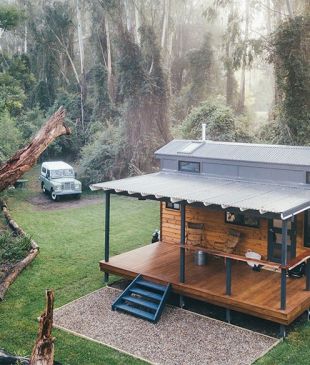 <p><i>The 10 best cabin escapes</i> around <strong>NSW</strong></p>
