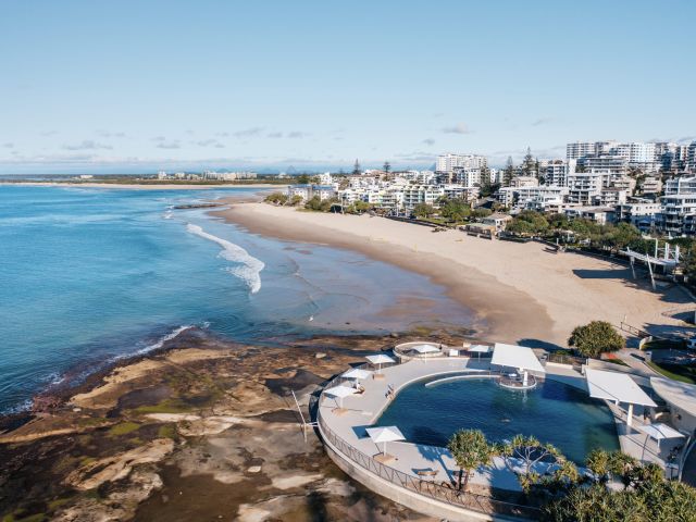 the Kings Beach Fountain saltwater pool, Sunshine Coast