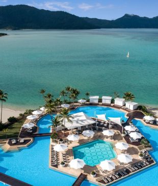 <p><i>A night in the new</i> InterContinental Hayman <strong>Great Barrier Reef</strong></p>
