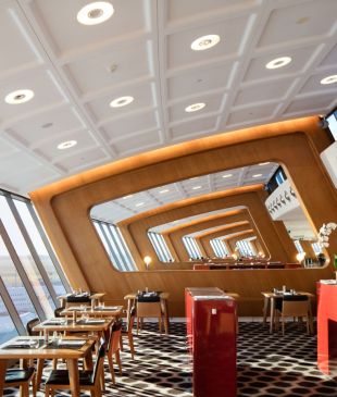 <p><i>Your ultimate guide</i> to <strong>Australia’s</strong> best airport lounges</p>
