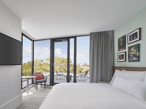 Balcony King Room Element Hotel Richmond